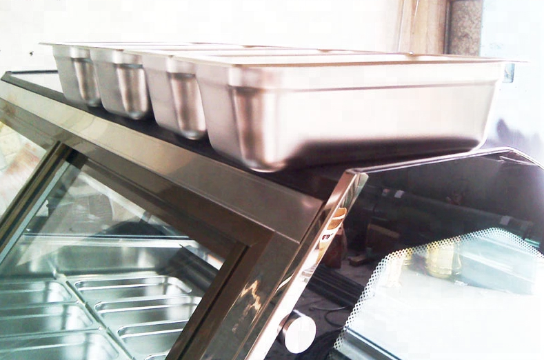 Tủ trưng bày kem 16 khay 1m5 BL-1.5 13 8