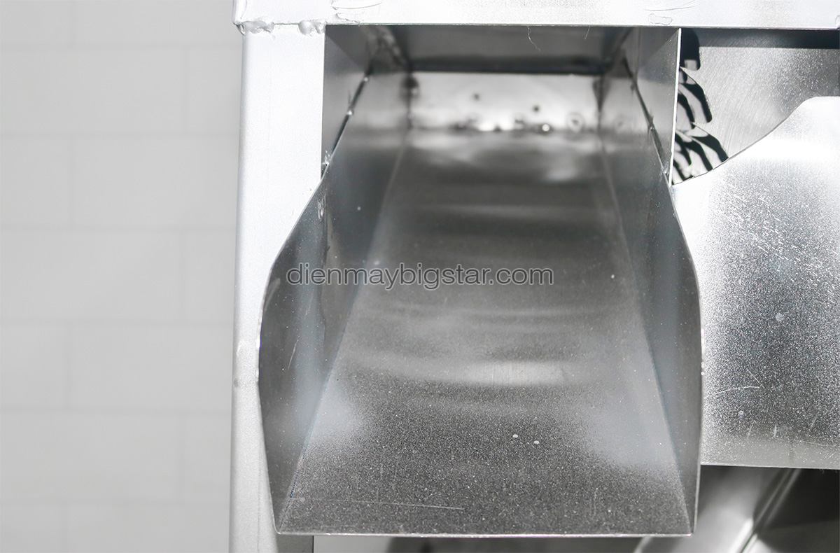 may cua nuoc da 7 luoi them luoi phu mau moi 1.7