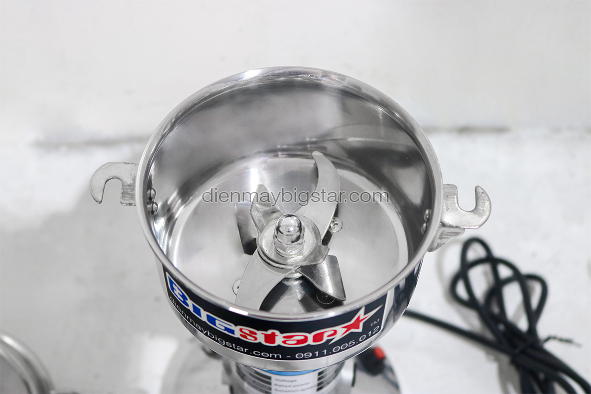 Máy xay bột khô HC-200 19 may xay bot kho QE 200 1.3