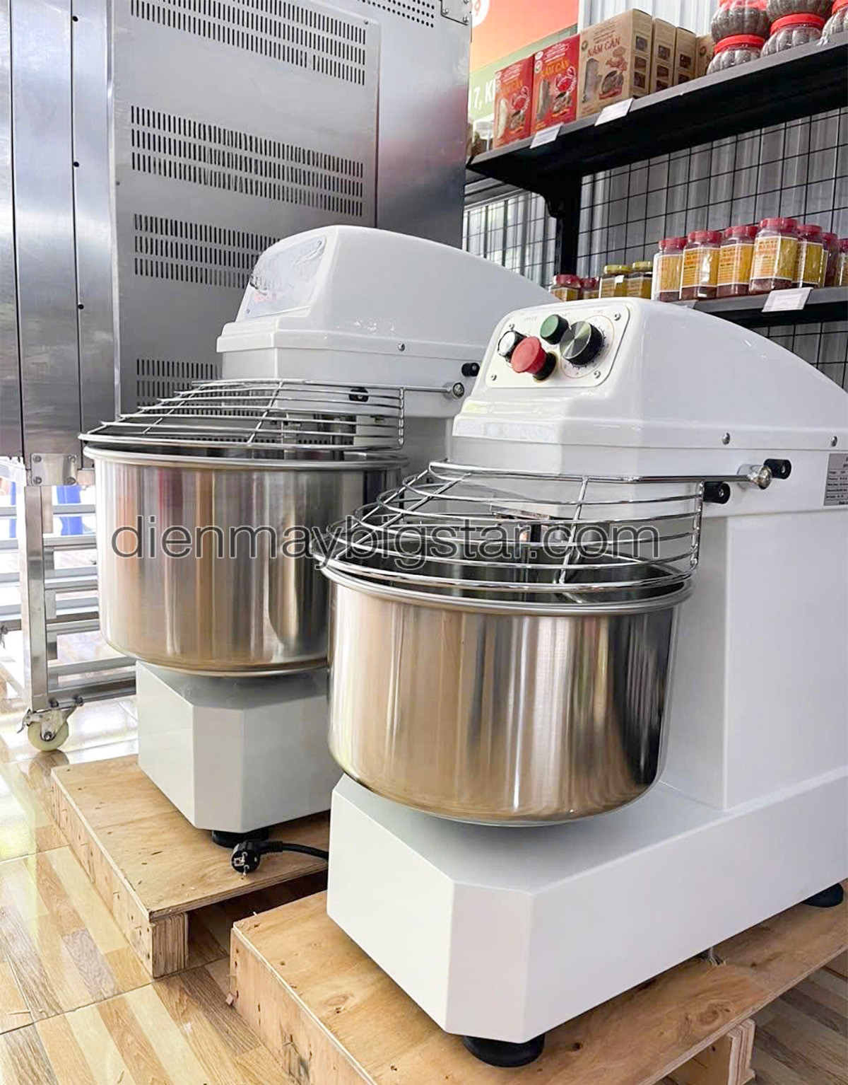 Máy trộn bột 30L SMT-30LB