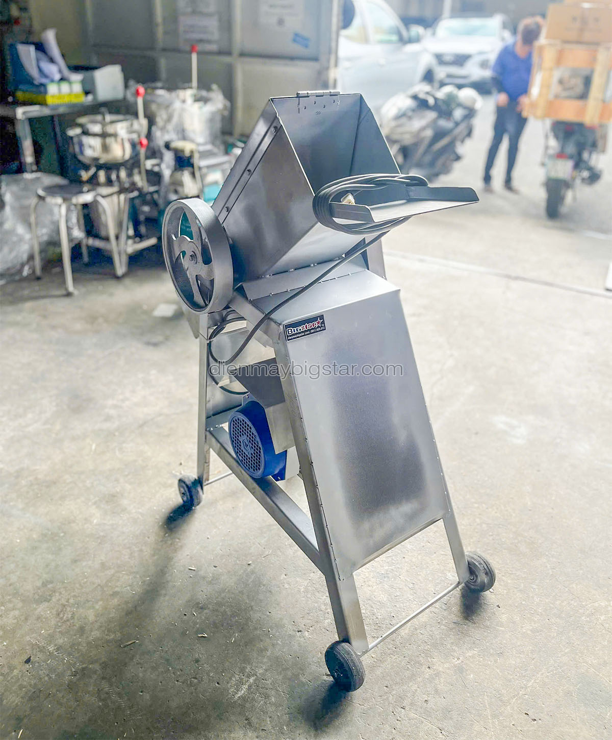 may xay nuoc da cay mini t 2