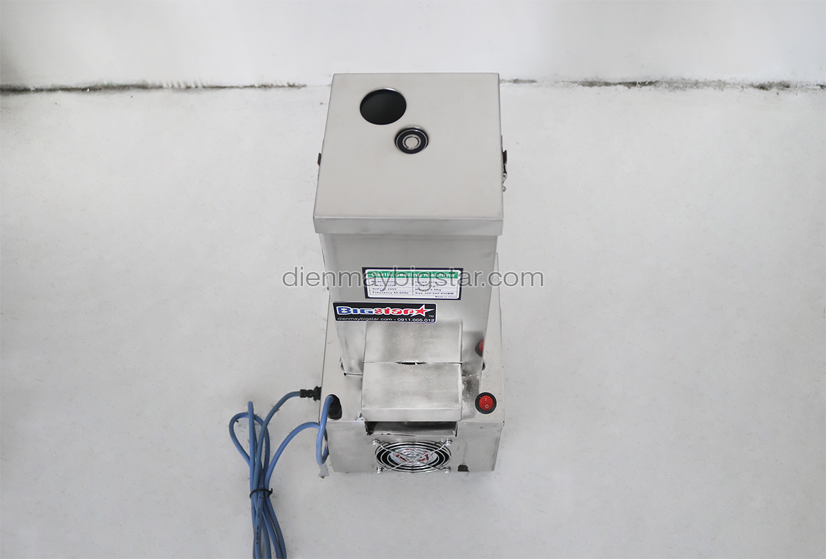 Máy bóc vỏ hành tỏi F1 23 may boc vo hanh toi F1 1.3