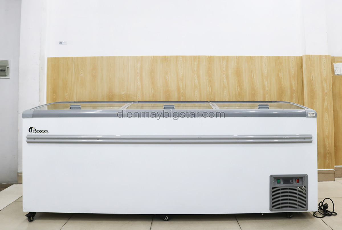 tu dong trung bay thuc pham 2100mm TN 2100S 5 2