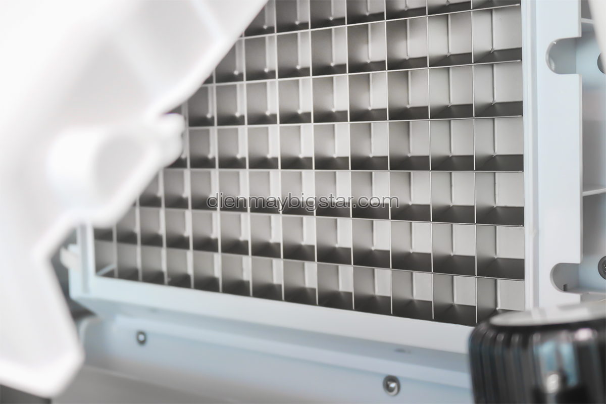 may lam nuoc da vien ID 150KG 1.6