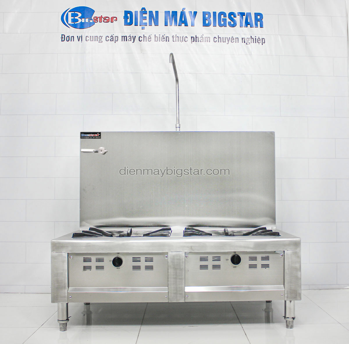 Bếp hầm đôi 2 họng Gas 18 bep ham doi 2 hong gas tu 5 1