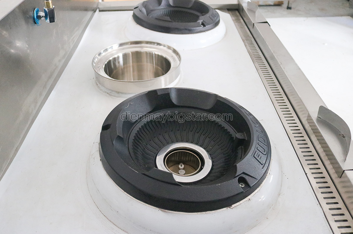 Bếp Á 2 họng 1m5 có bầu nước quạt thổi 18 bep a 2hong 1m5 co bau nuoc quat thoi 7