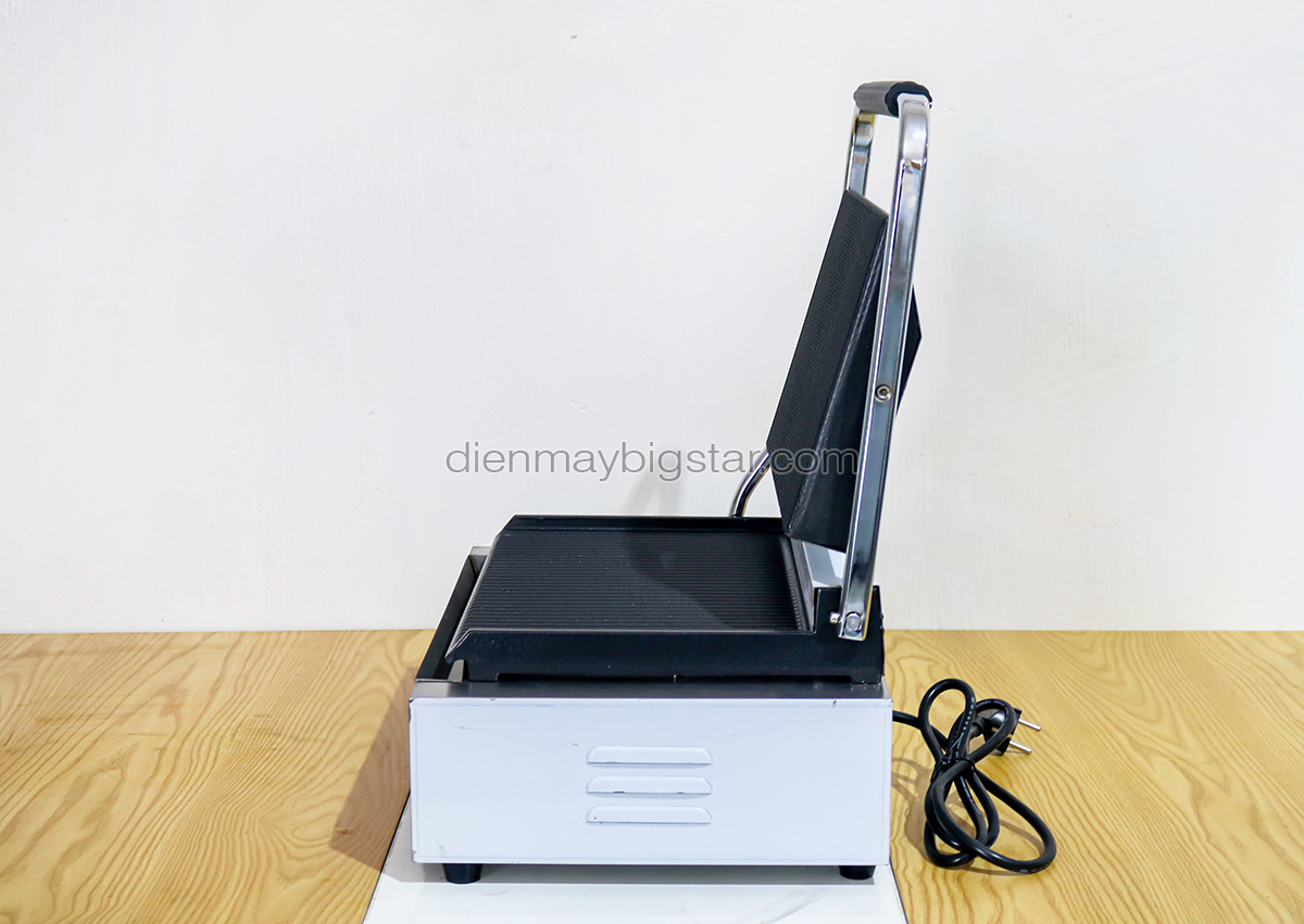 may nuong banh mi don fy811e 3