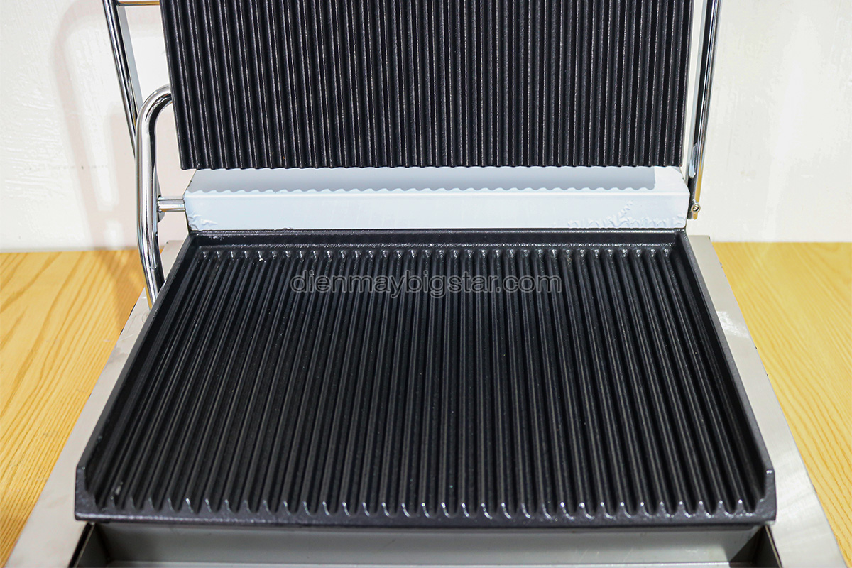 may nuong banh mi don fy811e 4