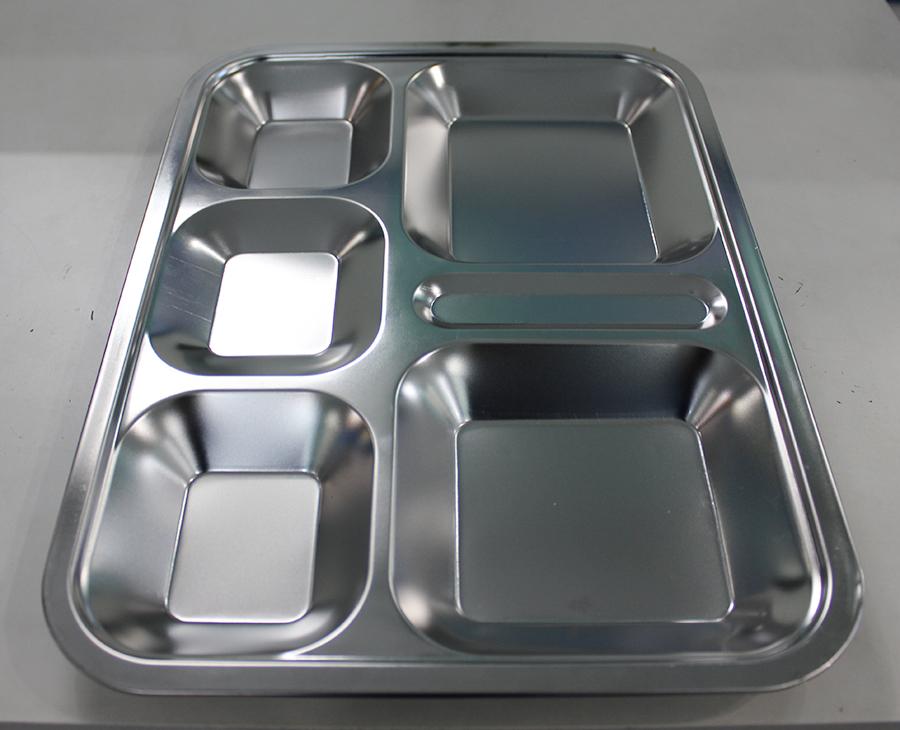 khay dung com inox 2