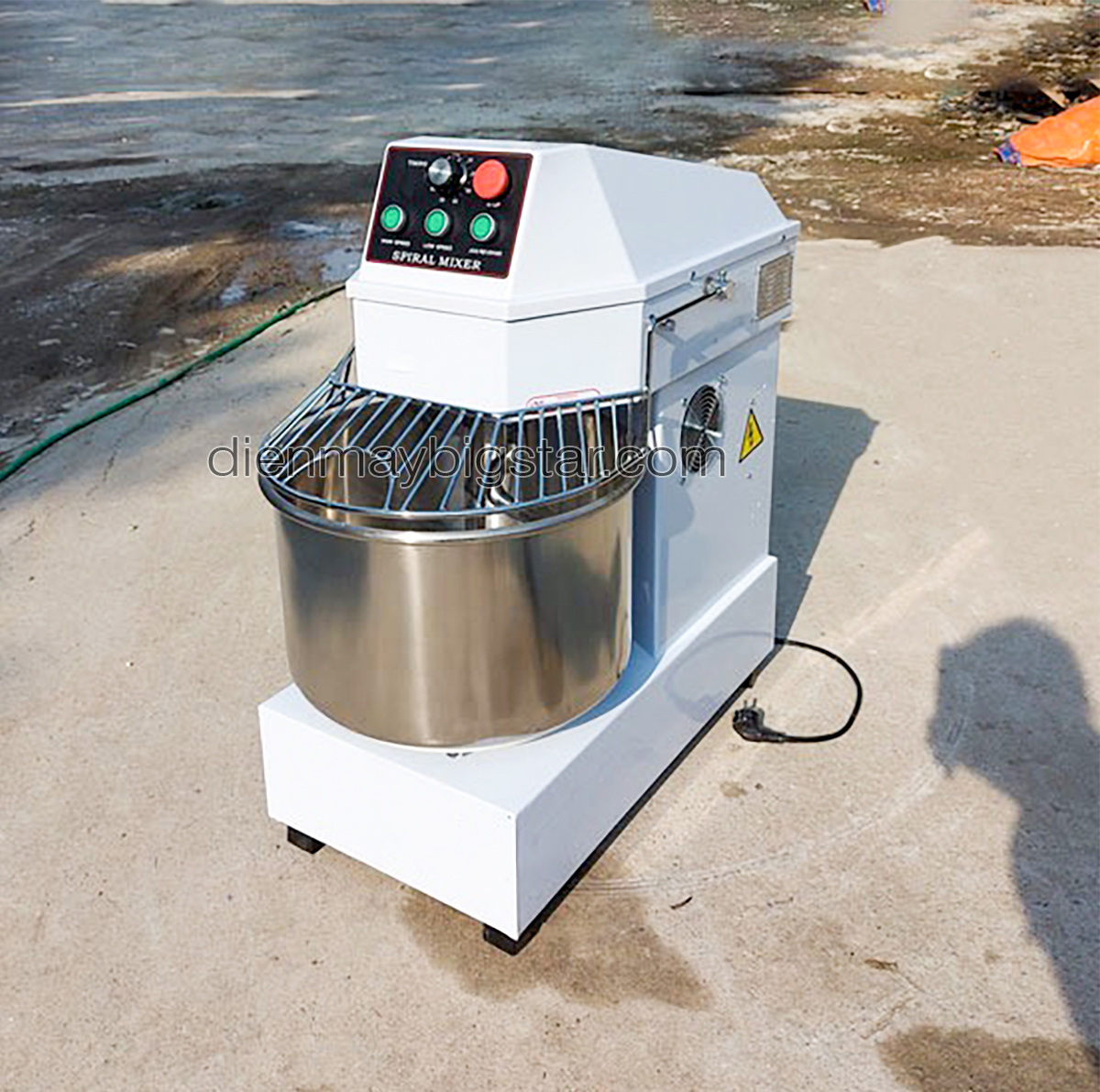 may tron bot lam banh HS50A