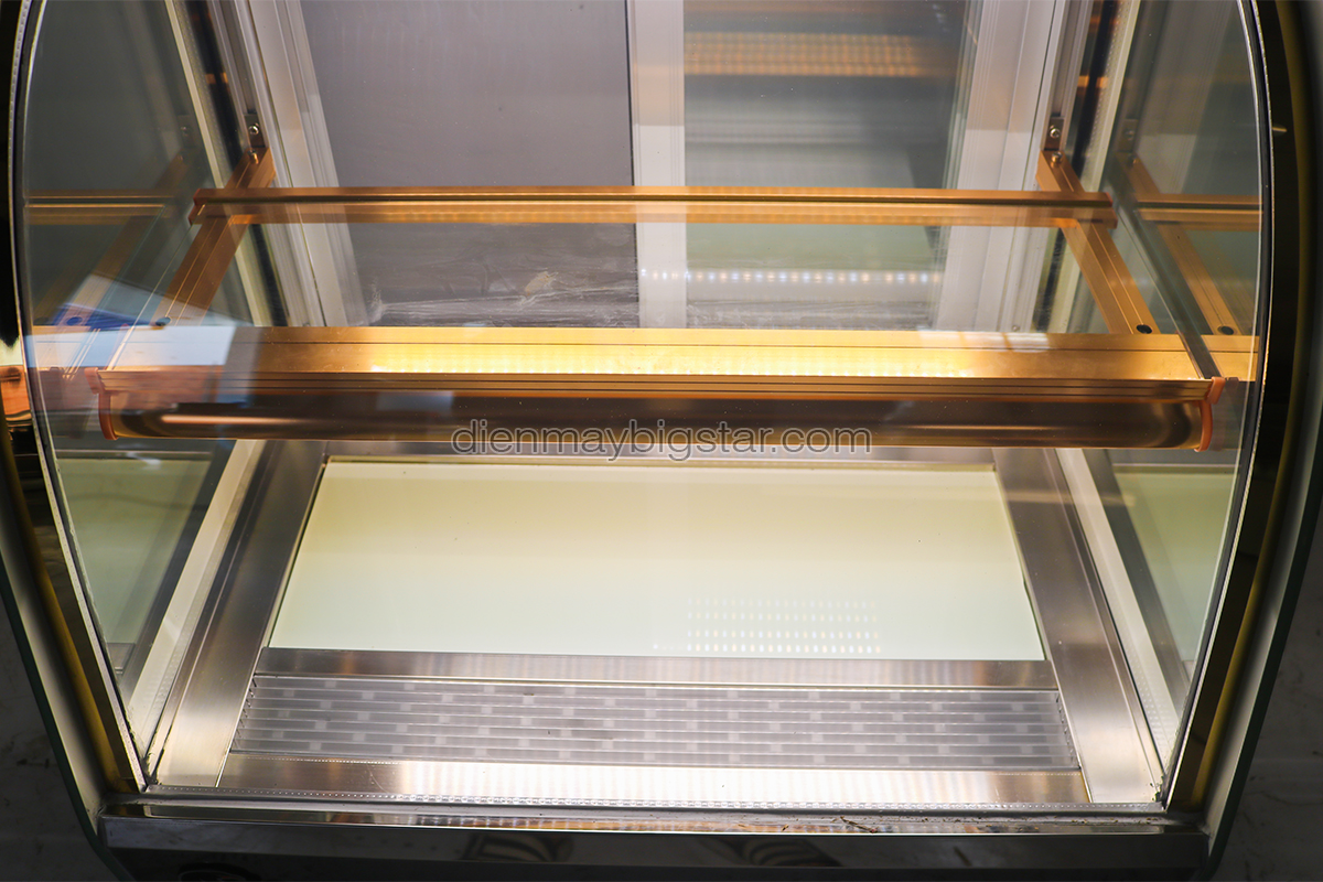 Tủ bánh kem để bàn 700mm 39 Tu banh kem de ban BC 70 700mm 19