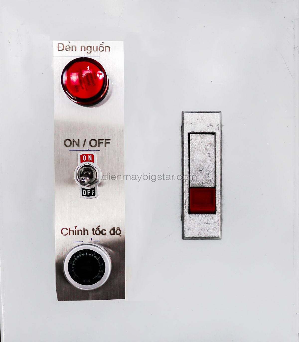 may vat ly tam inox D300S 2