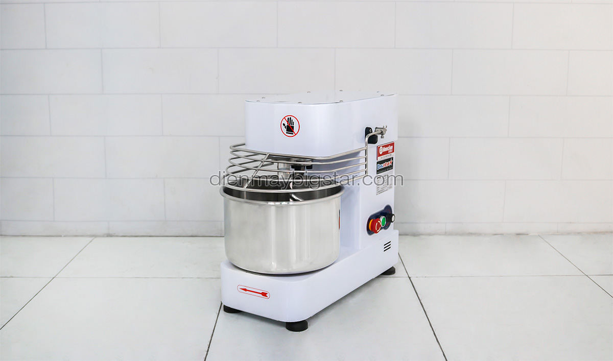 máy trộn bột làm bánh SSD10