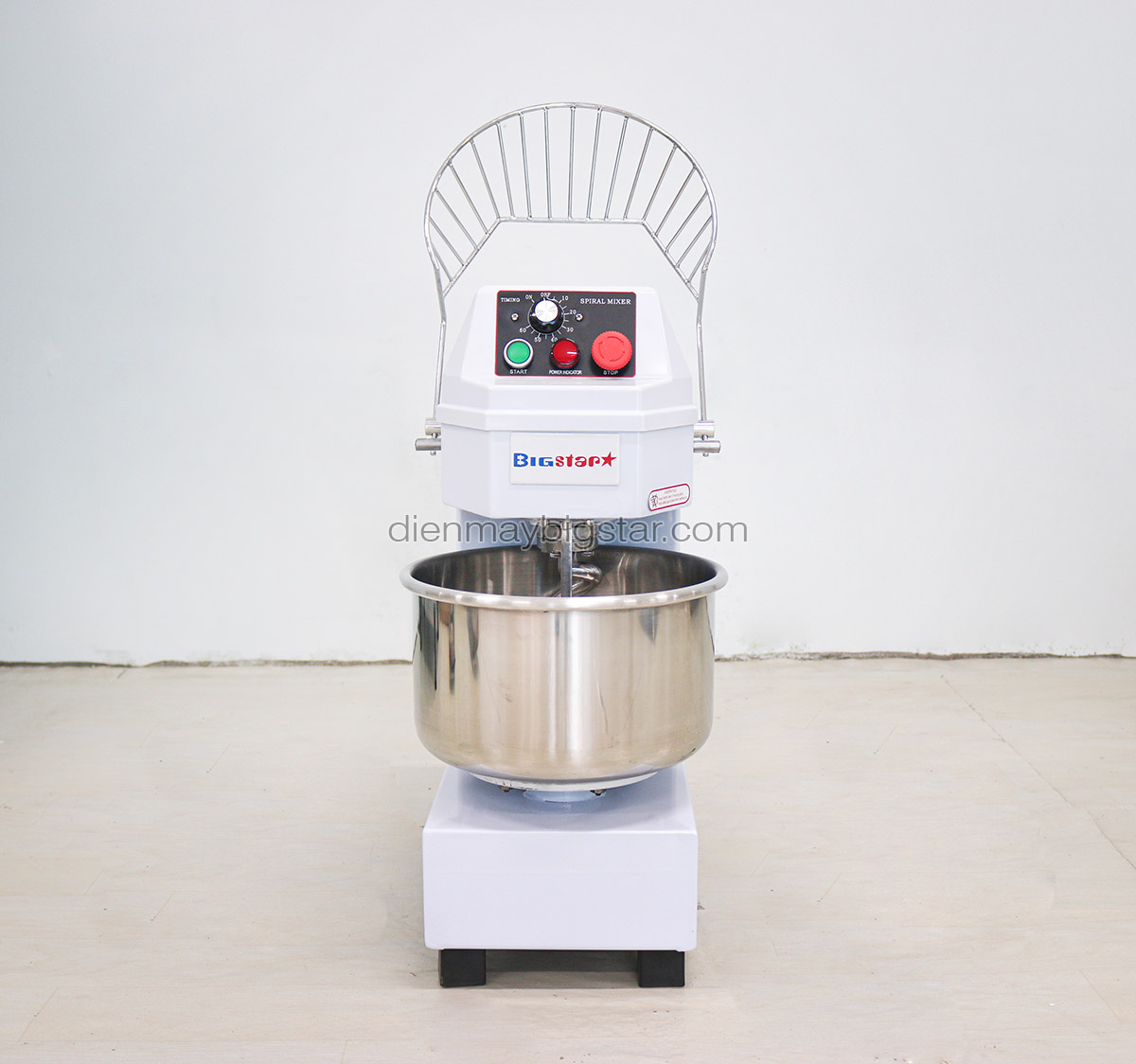 may tron bot mi hs10 3