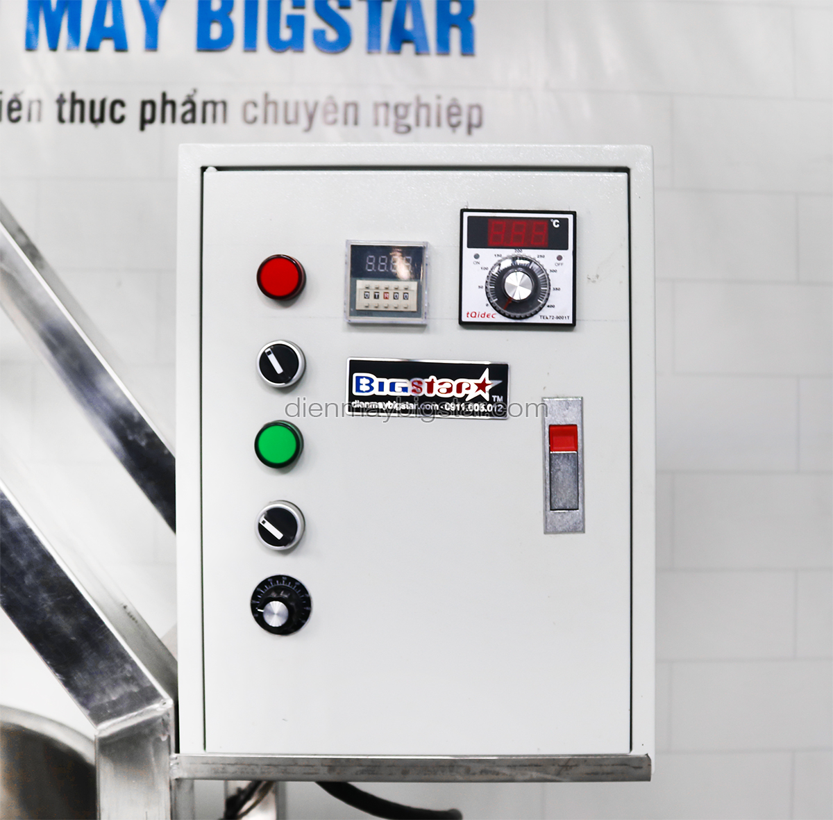 chao xao nhan khuay lech tam 100L 8