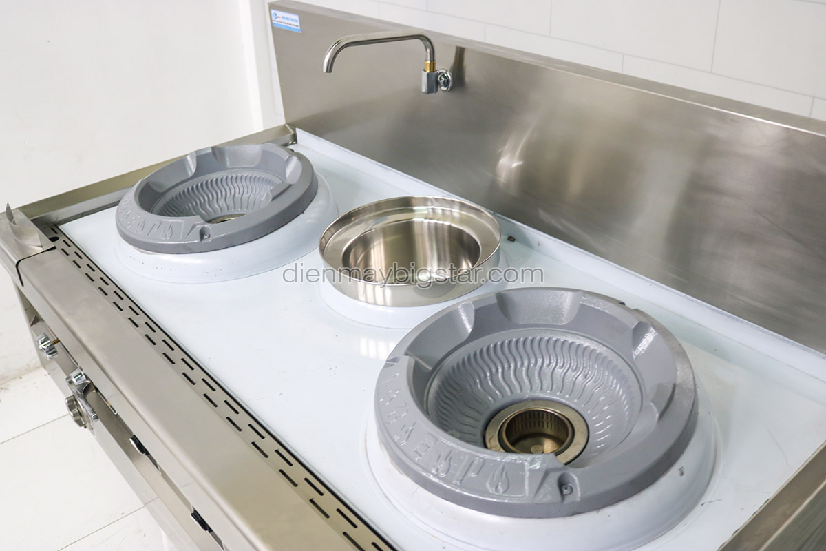 Bếp Á 2 họng 1 bầu nước 1.8m 12 bep a 2 hong 1 bau nuoc t 6 tr