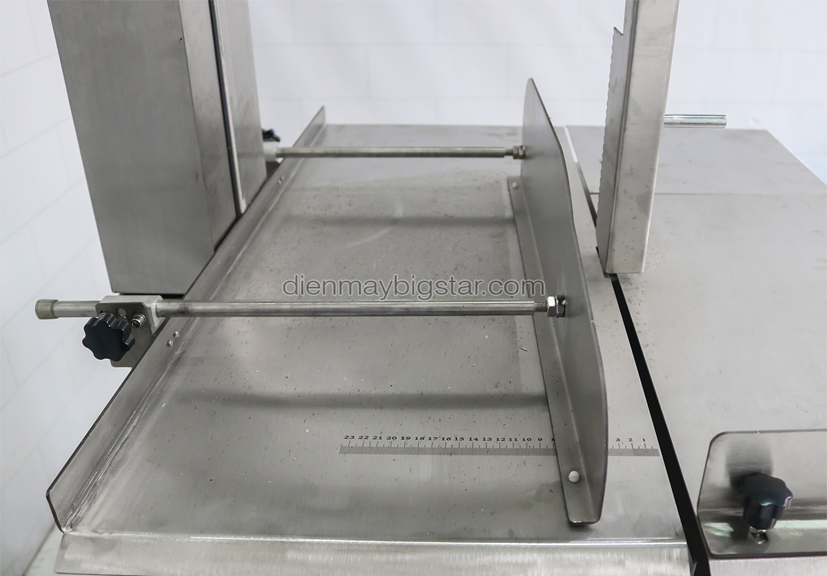 Máy cưa xương inox JG-500A 16 may cua xuong jg 500a 2