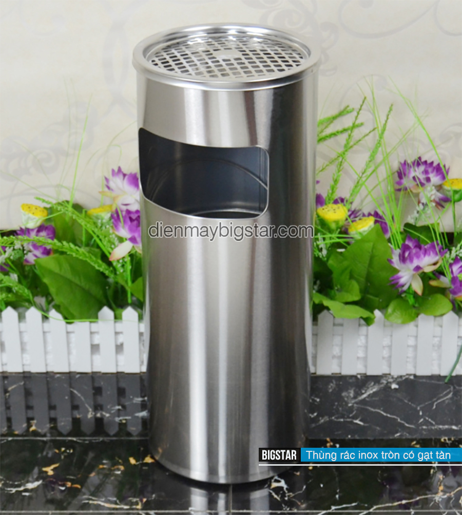 thung rac inox co gat tan thuoc 3