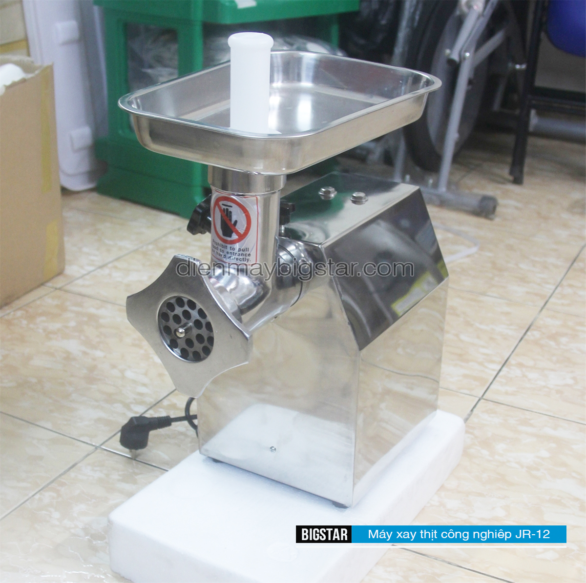 5 mẫu máy xay thịt làm xúc xích giá rẻ nhất định phải biết 24 may xay thit cong nghiep JR12