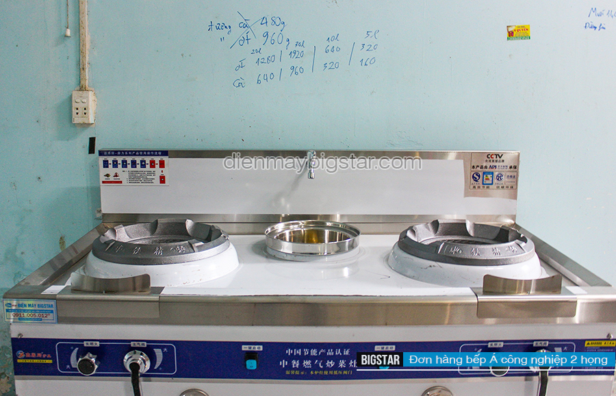 don hang bep a cong nghiep 2 hong gas 3