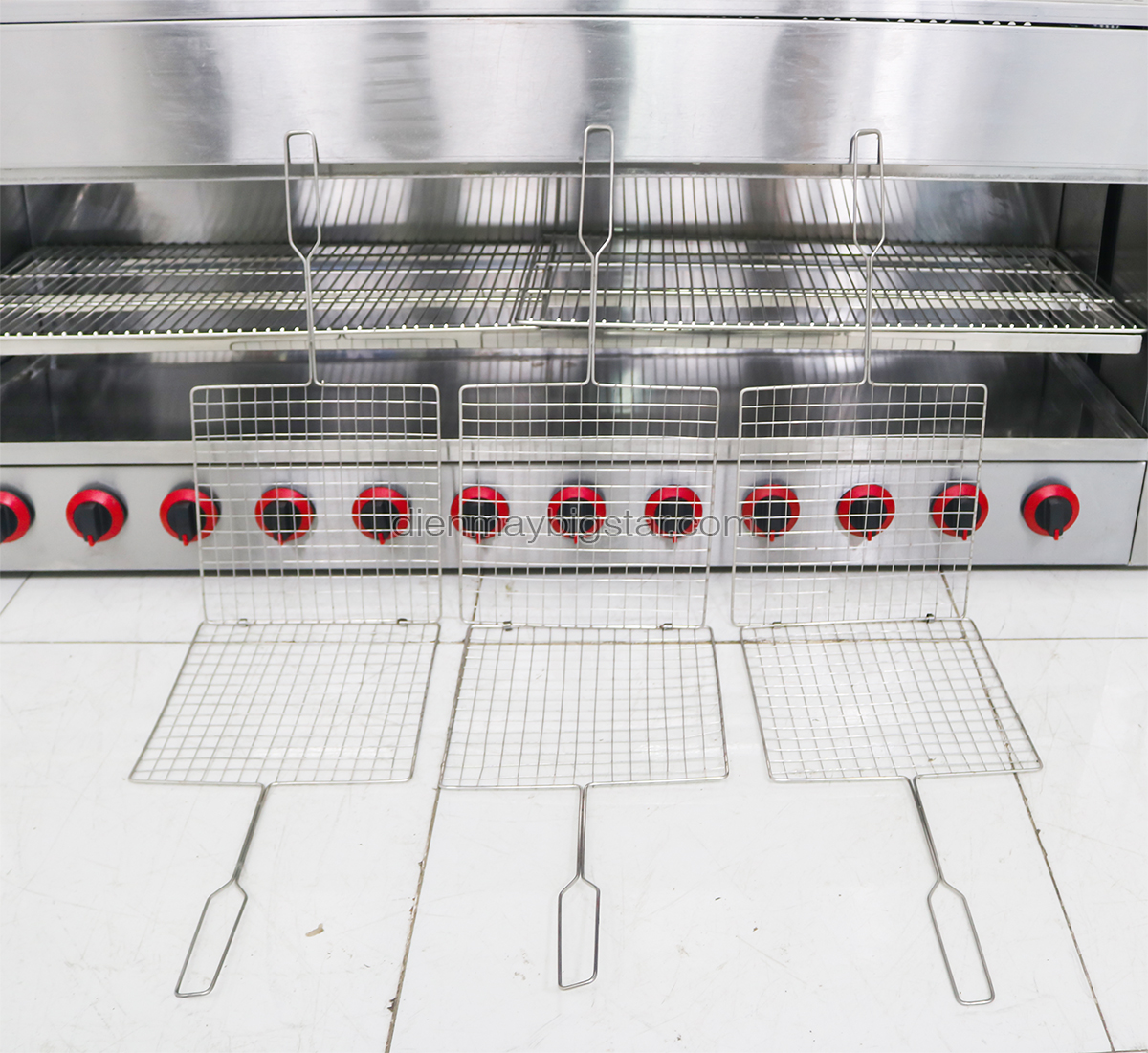 lo nuong Salamander 12 hong gas 8