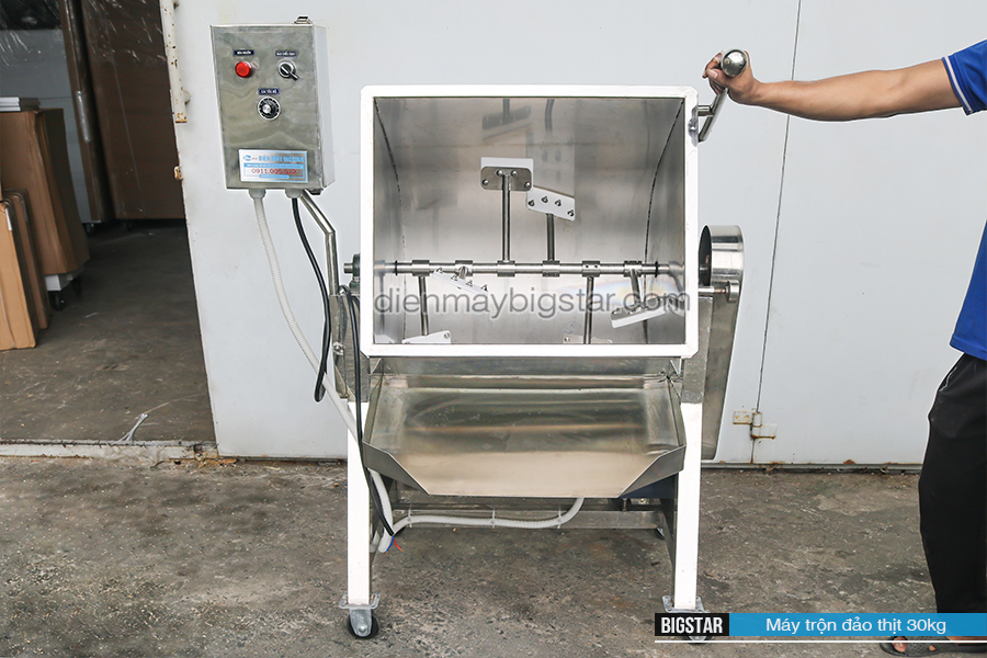 Máy trộn đảo nằm ngang 30kg