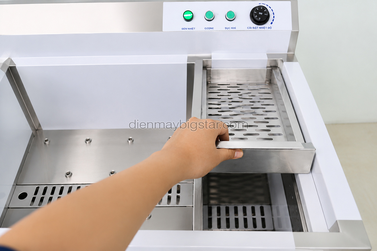 Máy rửa rau củ quả sục khí Ozone RRC-1000 24 may rua rau cu qua suc khi ozon RRC 1000 11