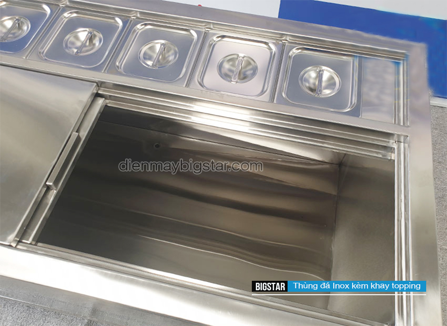 Thùng đá Inox kèm khay topping