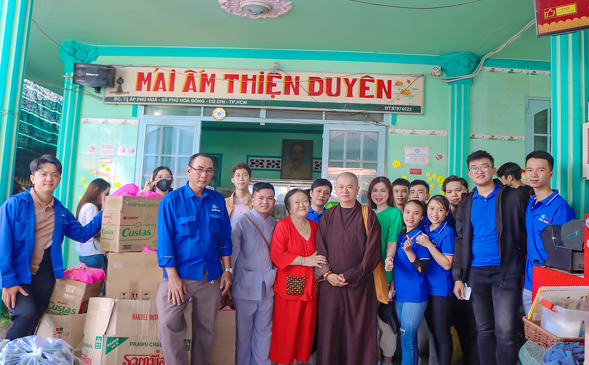 chuong trinh thien nguyen 8