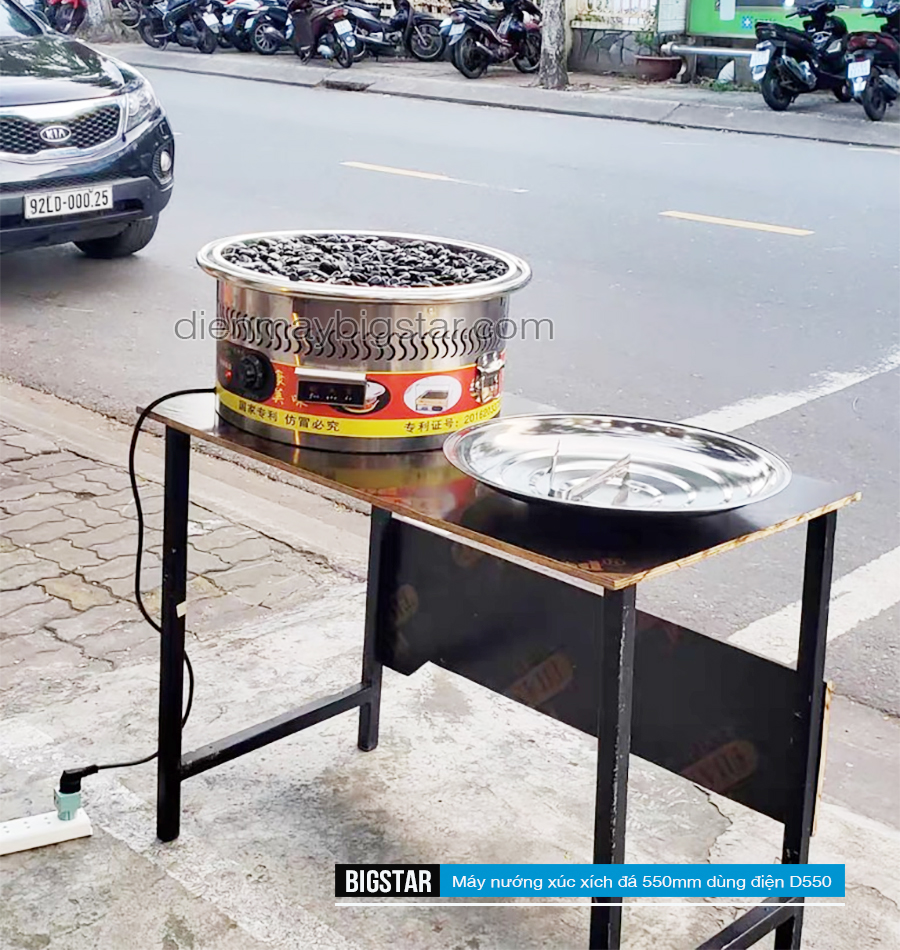 may nuong xuc xich da 550mm dung dien D550 6