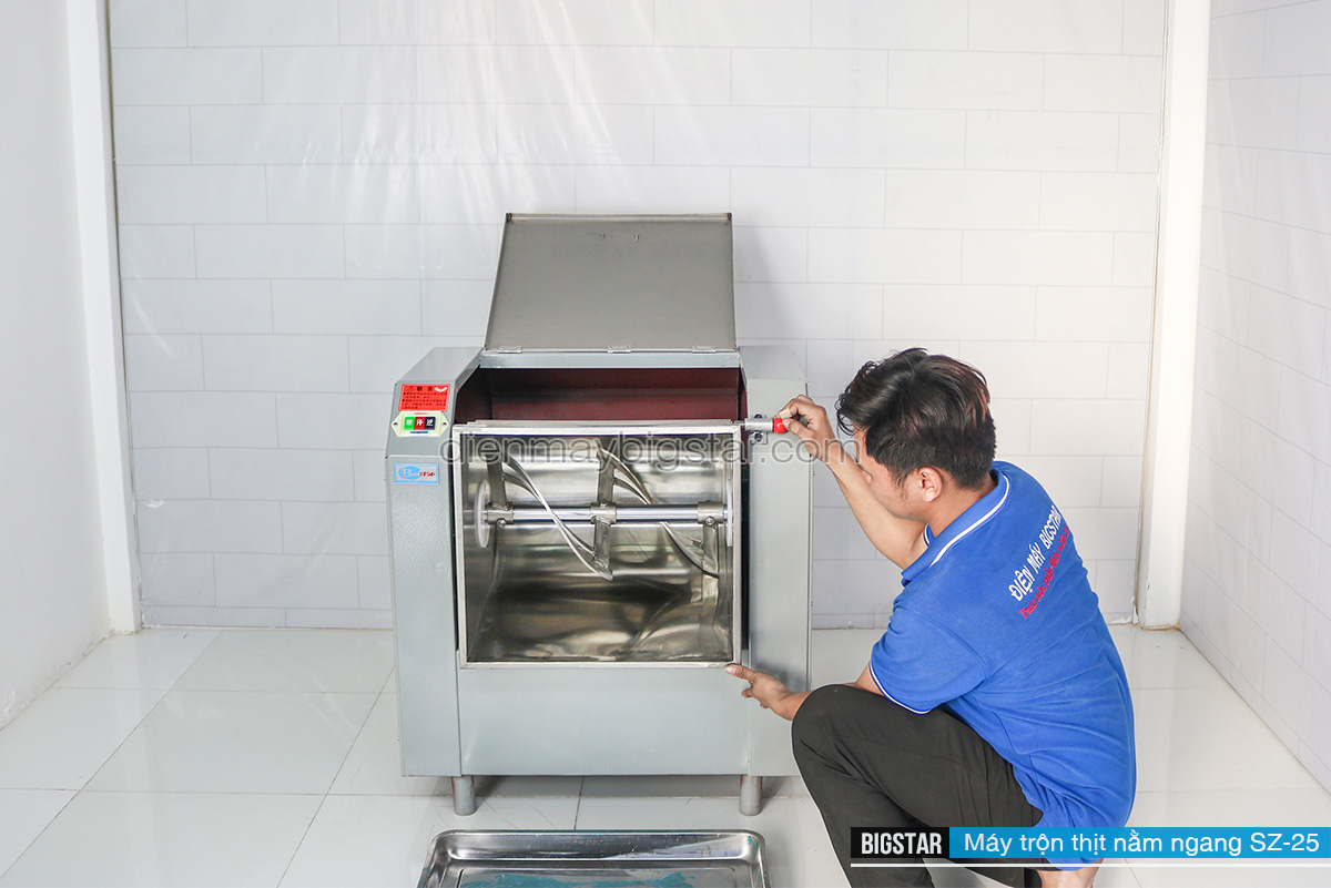 Máy trộn thịt nằm ngang SZ-25 12 may tron thit nam ngang sz 25 t 1