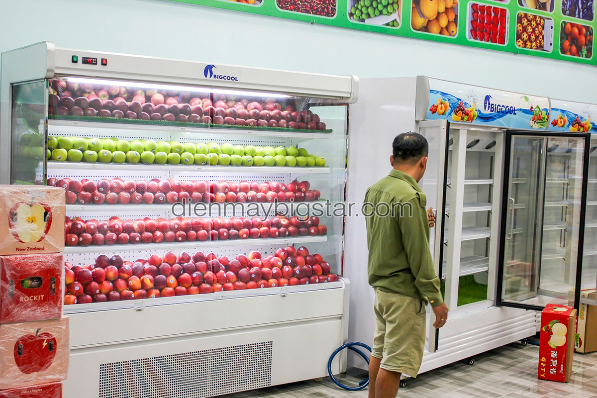 don hang tu mat trung bay sieu thi tai cua hang FRUITS HIEU NGUYEN