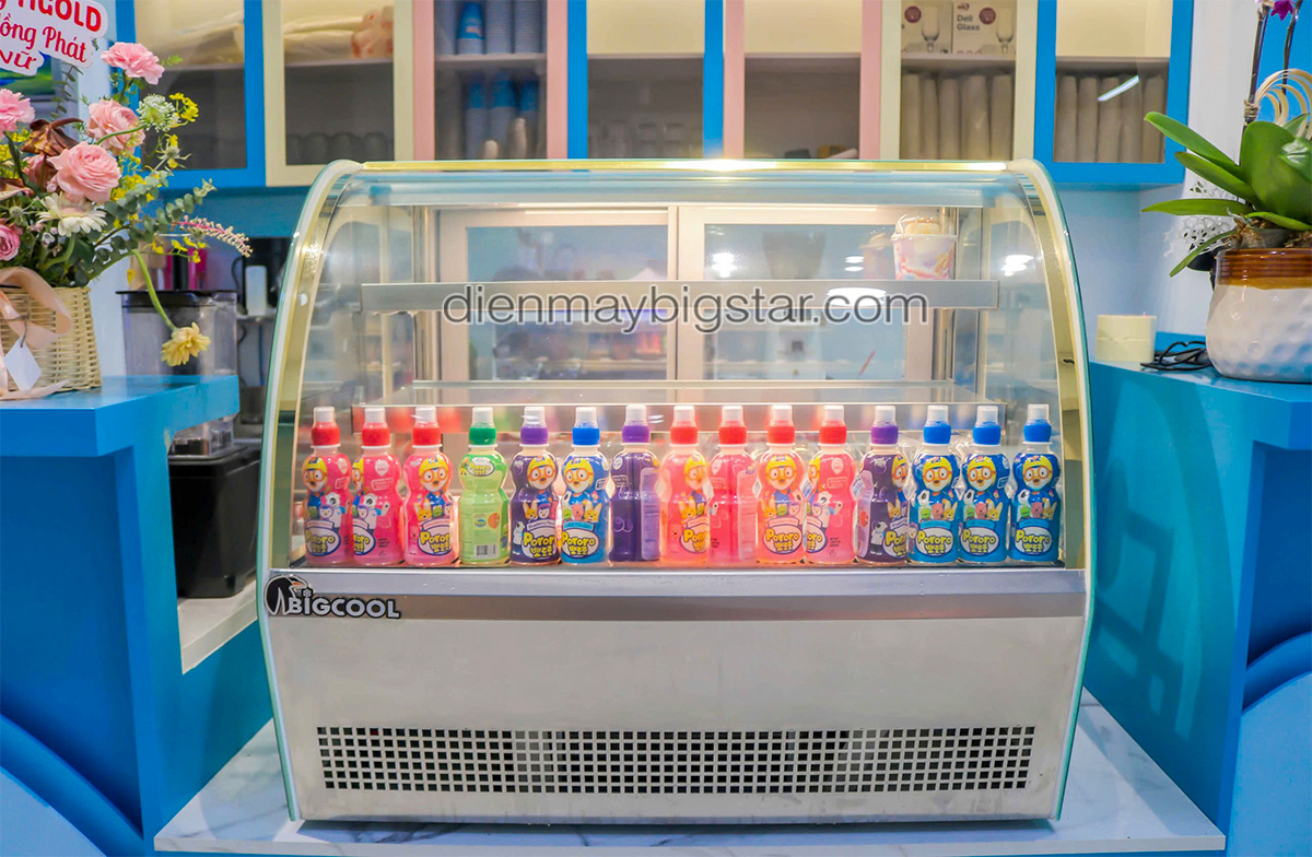 don hang tu banh kem de ban kinh cong PC 900F tai go vap 4