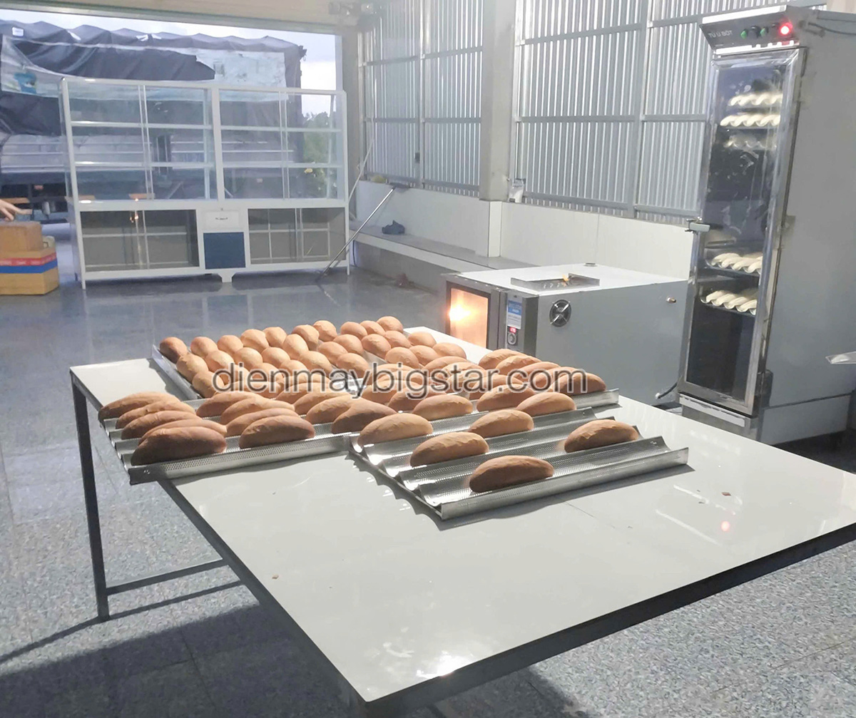 don hang day chuyen lam banh mi giao tai ca mau 6