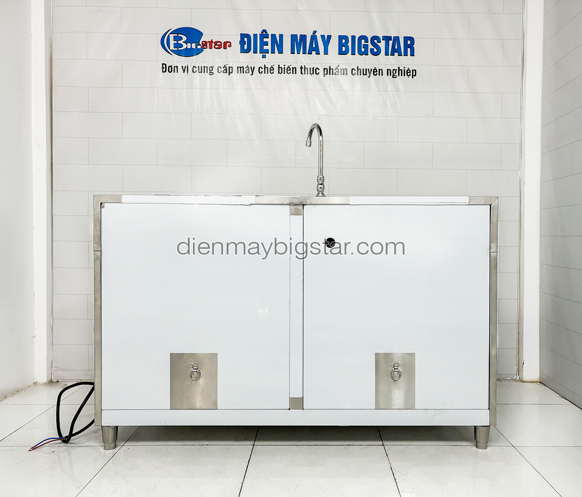 Máy rửa rau củ quả sục khí Ozone RRC-1800 19 may rua rau cu suc khi ozon 1500 3