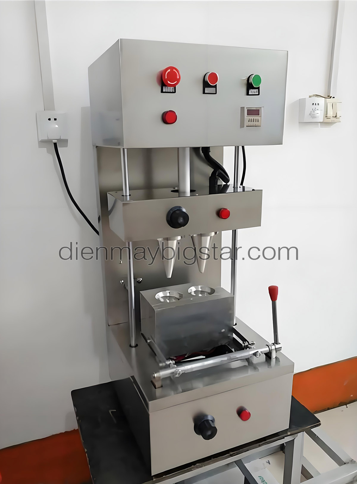 Máy tạo hình vỏ pizza ốc quế PQ-A2