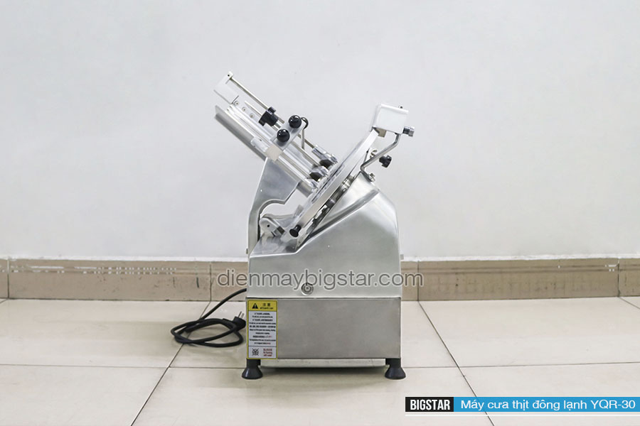 máy cắt thịt chín