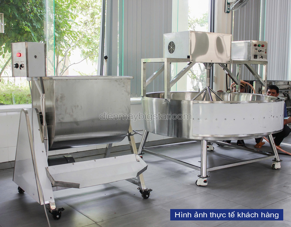 Máy rang muối tôm tự đảo 50kg 16 Máy rang muối tôm tự đảo 50kg hình thực tế từ khách hàng