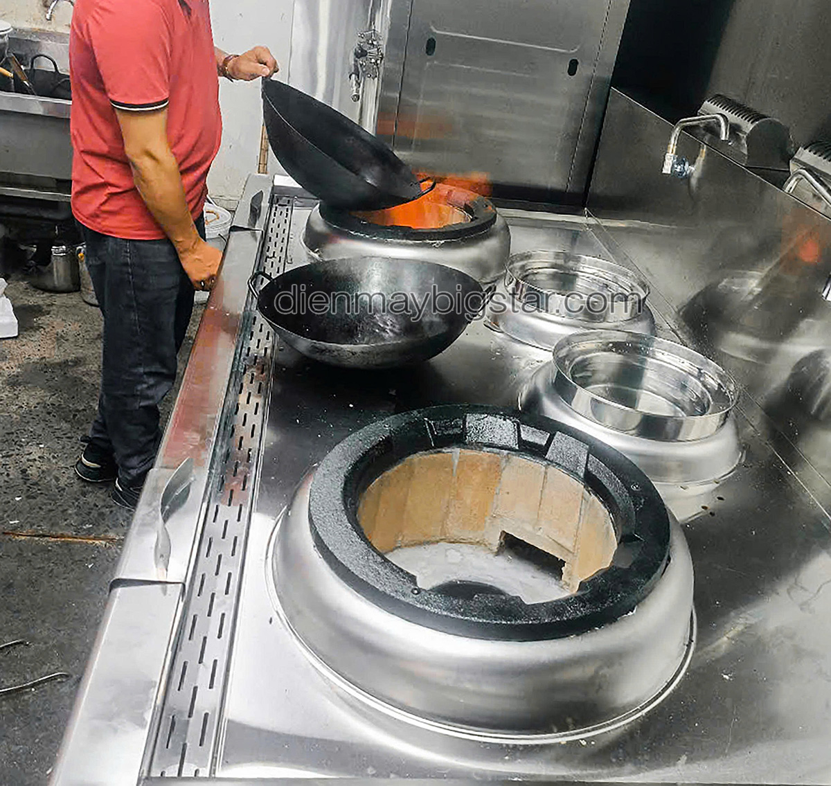 don hang bep a cong nghiep 2 hong dat 2m giao tai tinh long an 3