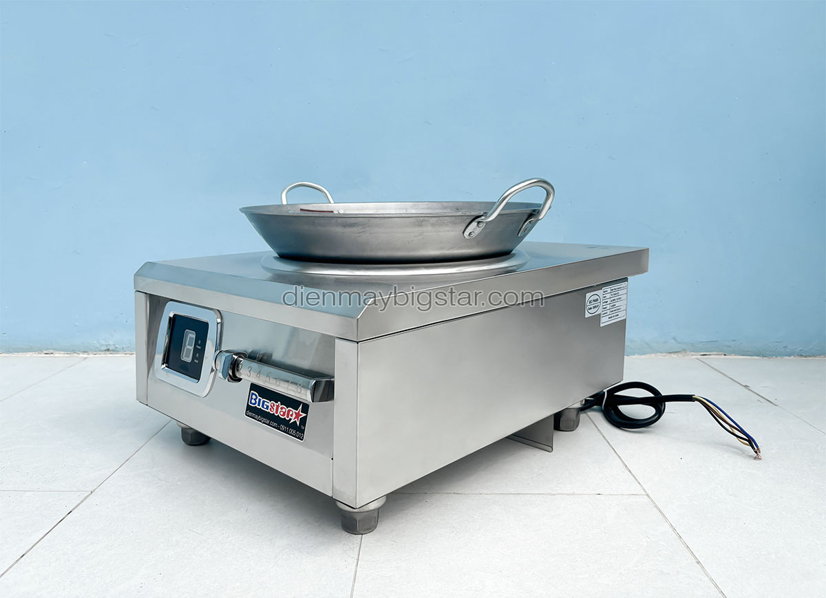 bep tu don xao de ban mat lom 300mm 8 nac gat 1.3