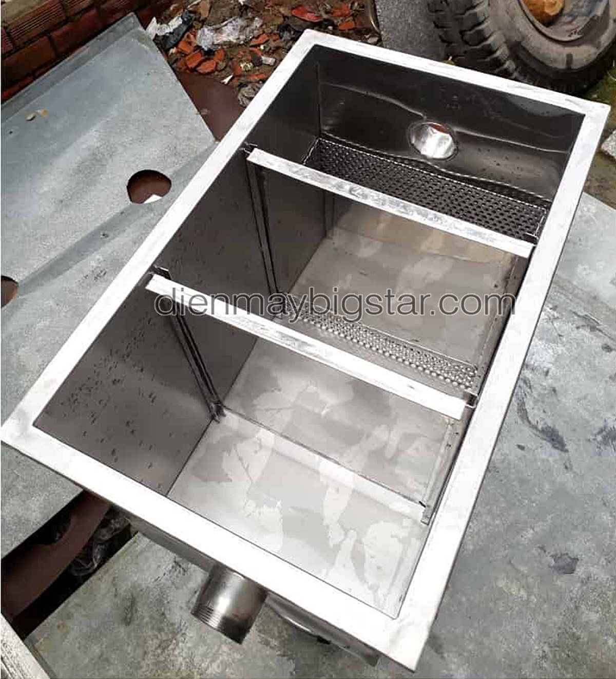 bay tach mo inox 4