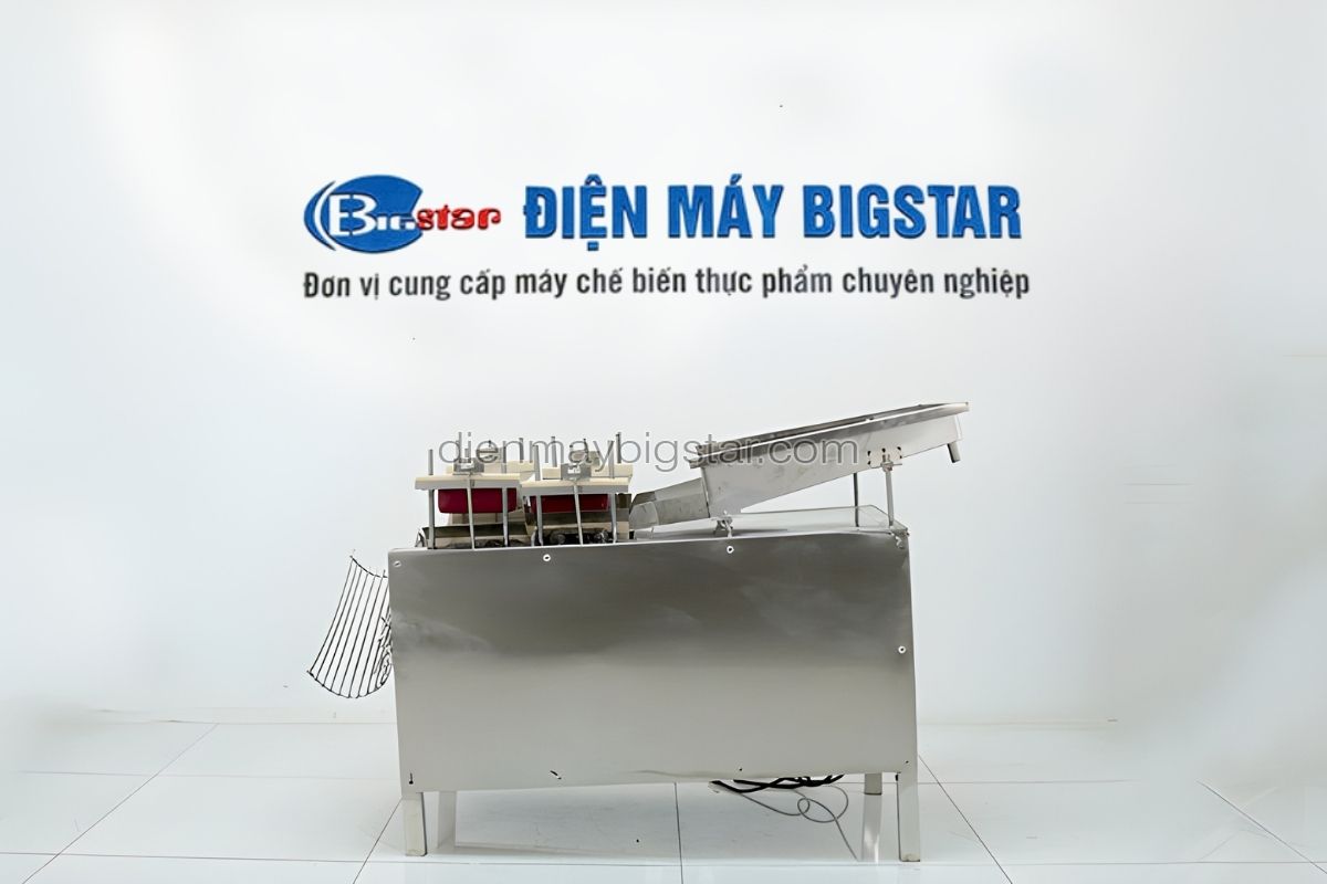 may lot vo trung cut tu dong 2 truc 1