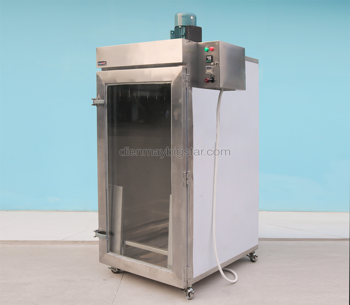 Tủ sấy lạp xưởng 100kg 26 tu say lap xuong 100KG 12