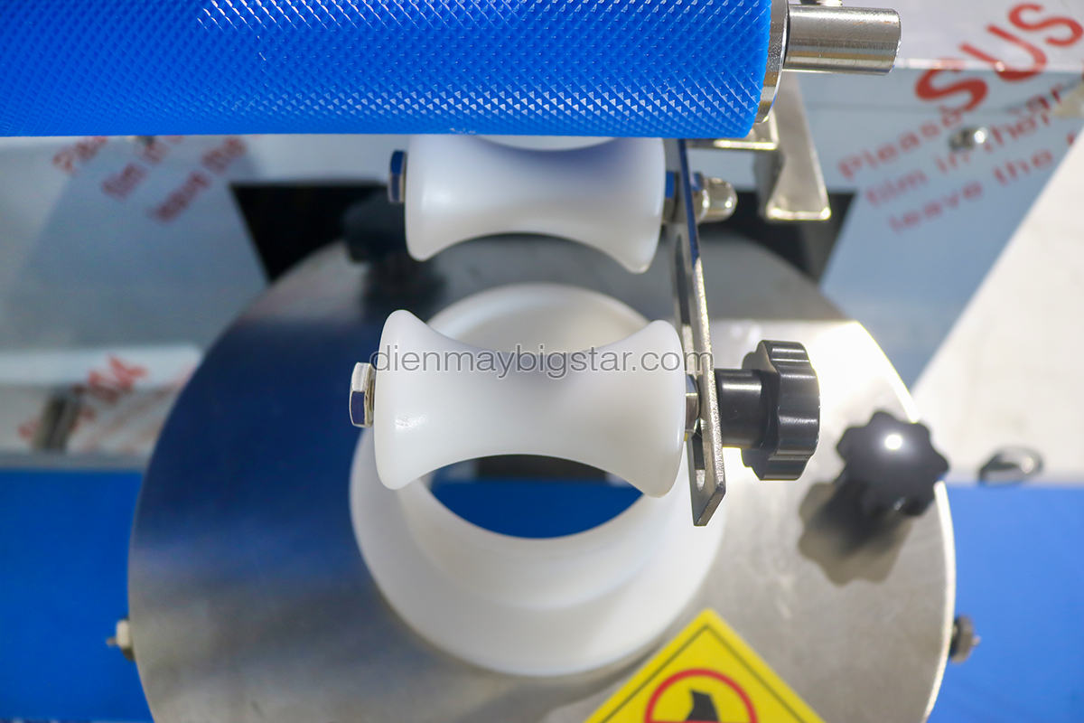 may lam banh bao co trung by 200 4