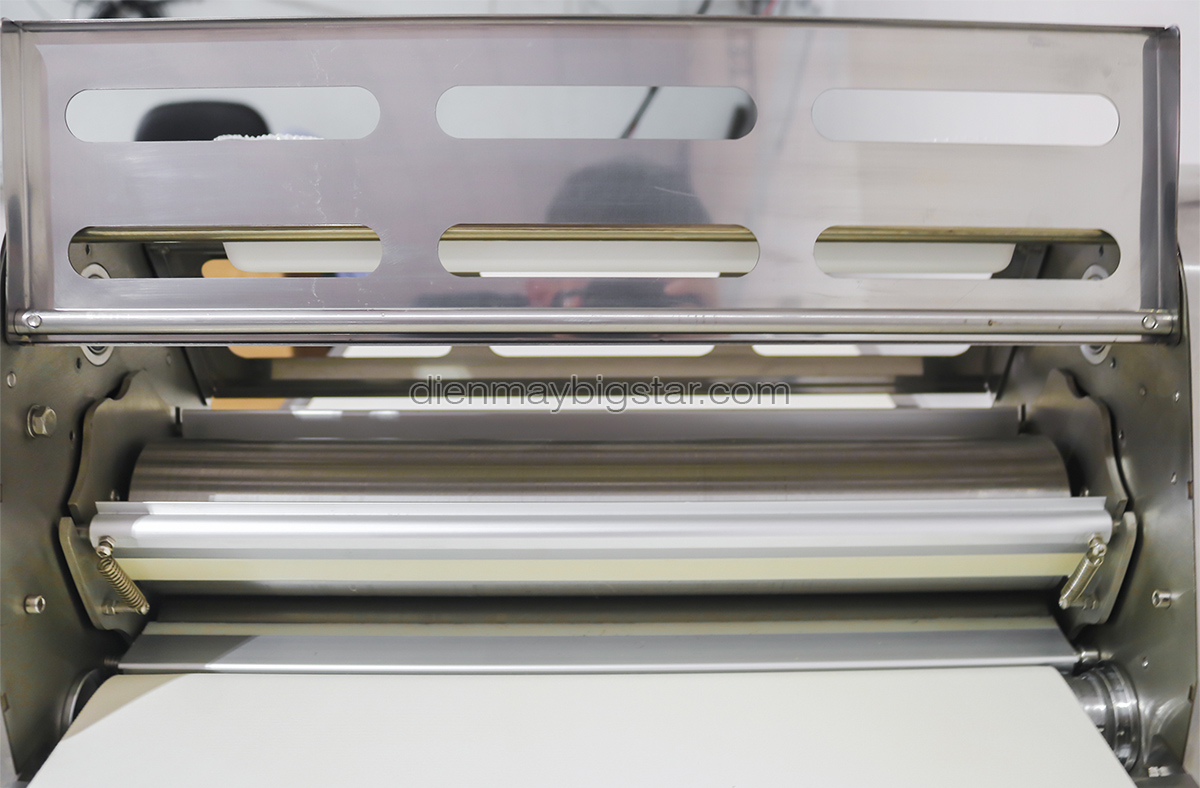 may can bot 2 chieu hengwu 11