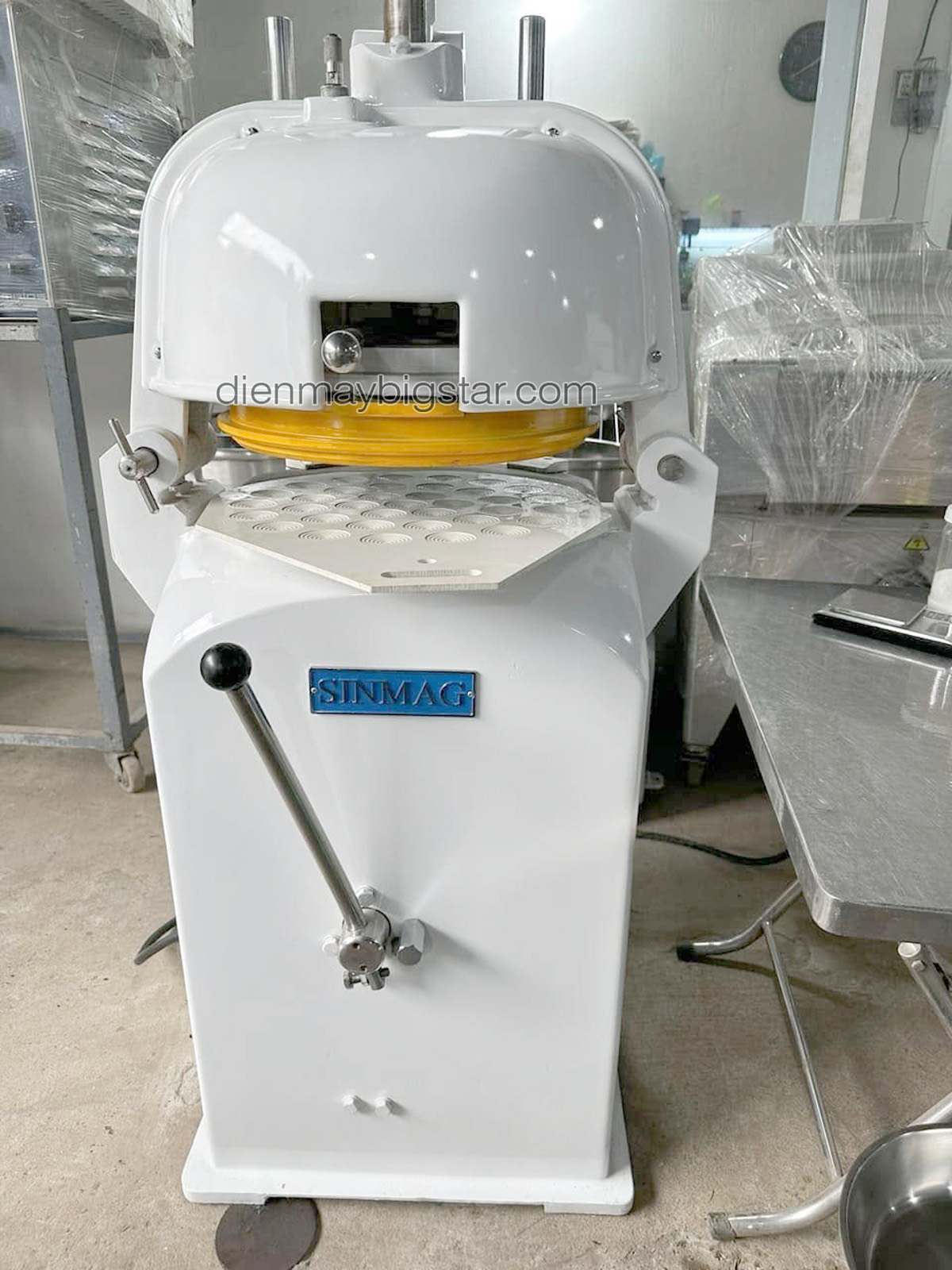 Máy chia bột vo tròn Sinmag SM-330 13 may chia bot vo tron Sinmag SM 330 5