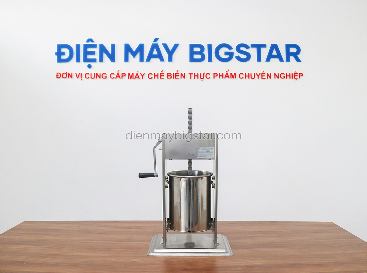 Máy nhồi xúc xích quay tay 10L TV-10L 17 may dun xuc xich quay tay 10L 5