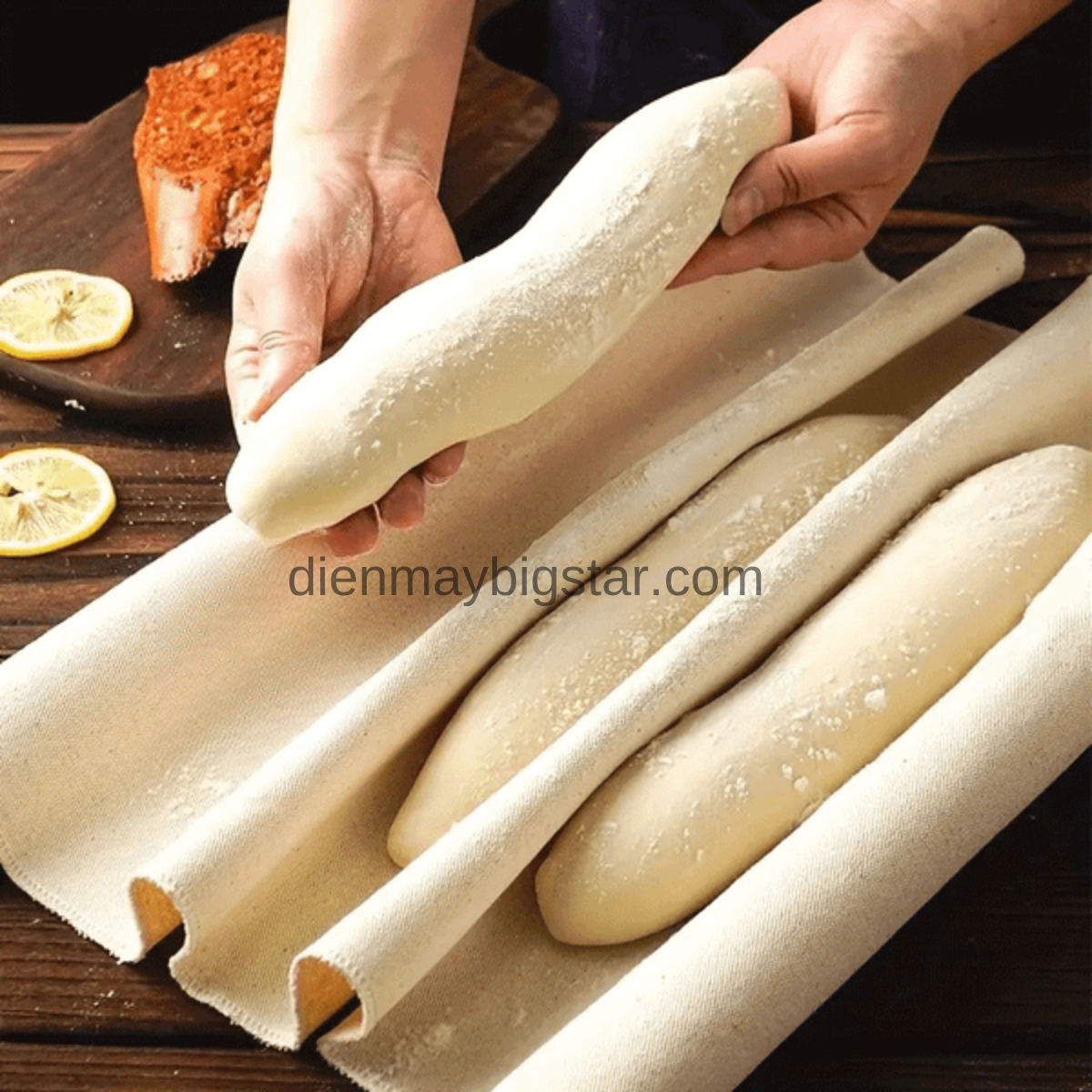 Máy cán bột tạo hình bánh mì WG-380L 16 May-can-bot-tao-hinh-banh-mi-5