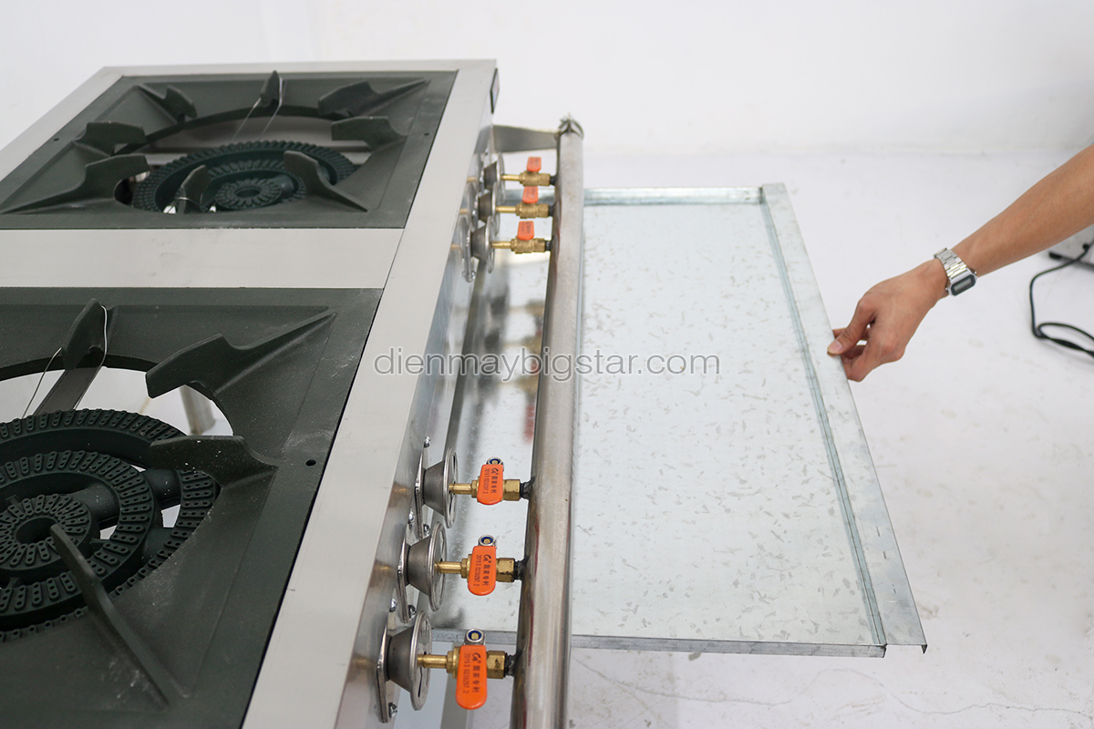 Bếp hầm gas công nghiệp 2 họng có chân BS-2GC 11 bep ham gas cong nghiep 3 hong co chan bs 3gc 3