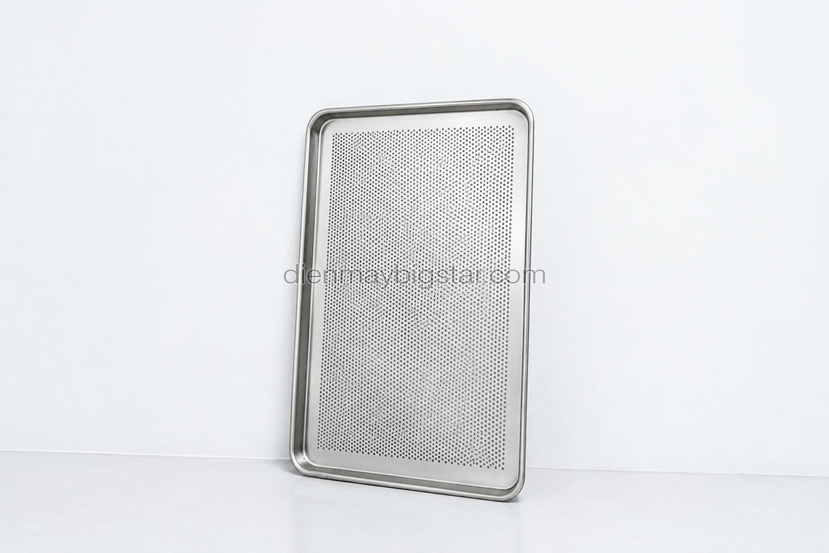 khay khuon ke phu kien khay nuong banh nhom chong dinh 600x400x50mm nsbt 50h 9